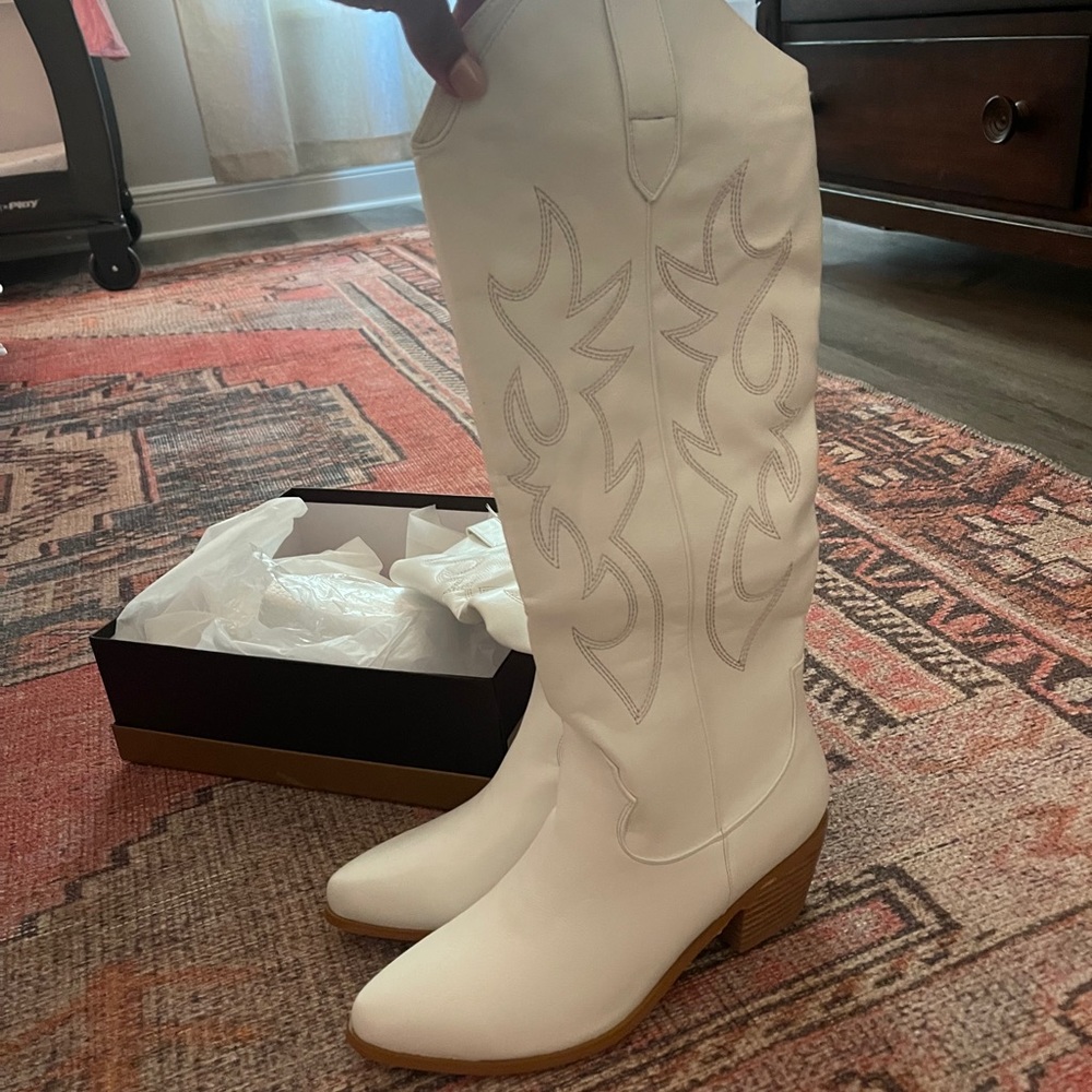 White Cowgirl Boots